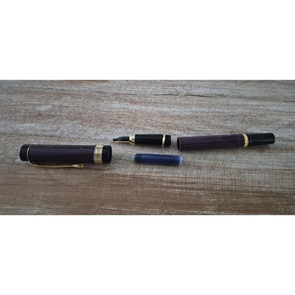 Iridium Point Germany Vintage Fountain Pen 🖋 - Picture 6 of 6